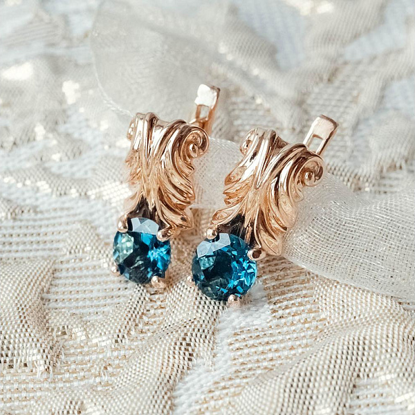 Серьги из красного золота с 2 топазами лондон