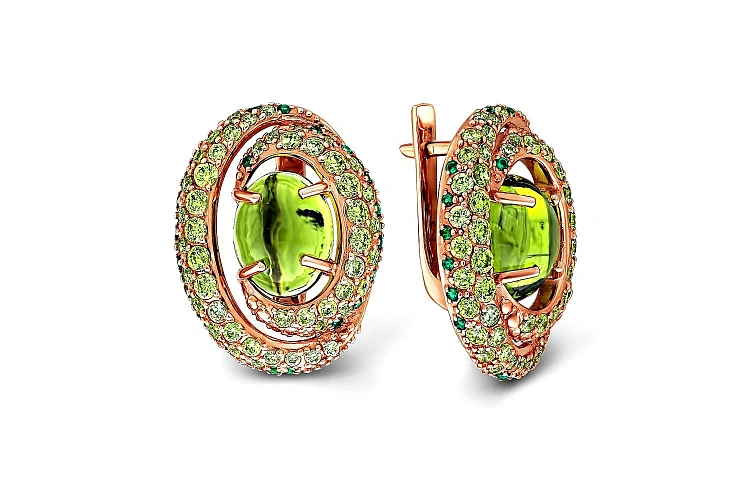 Серьги из красного золота с 2 кварцами и 136 фианитами
