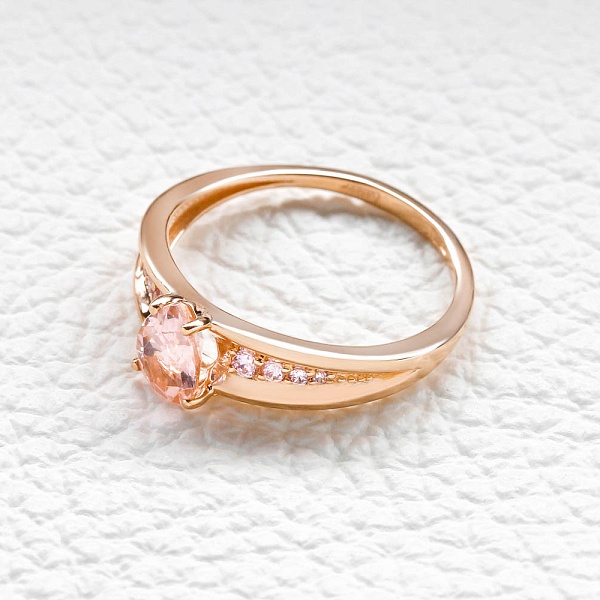 Кольцо из красного золота с ситаллом и 8 фианитами