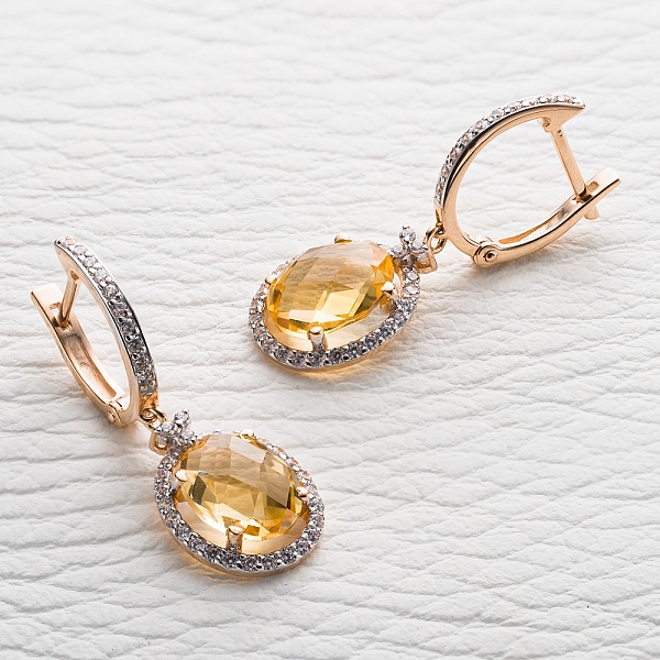 Серьги из красного золота с 2 цитринами и 74 фианитами