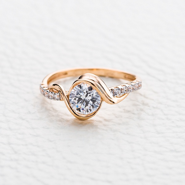 Кольцо из красного золота с 11 кристаллами swarovski