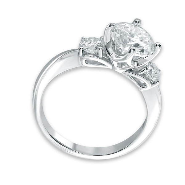 Кольцо из белого золота с 3 муассанитами