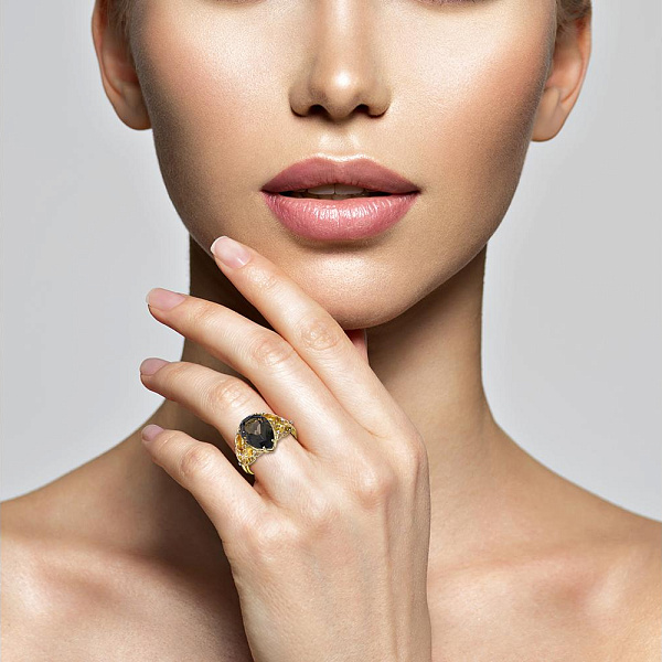 Кольцо из жёлтого золота с раухтопазом и 10 цитринами