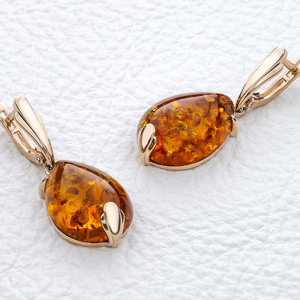 Серьги из красного золота с янтарём