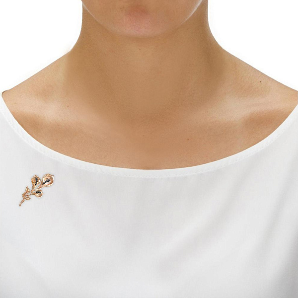 Брошь Цветок из красного золота с 9 фианитами