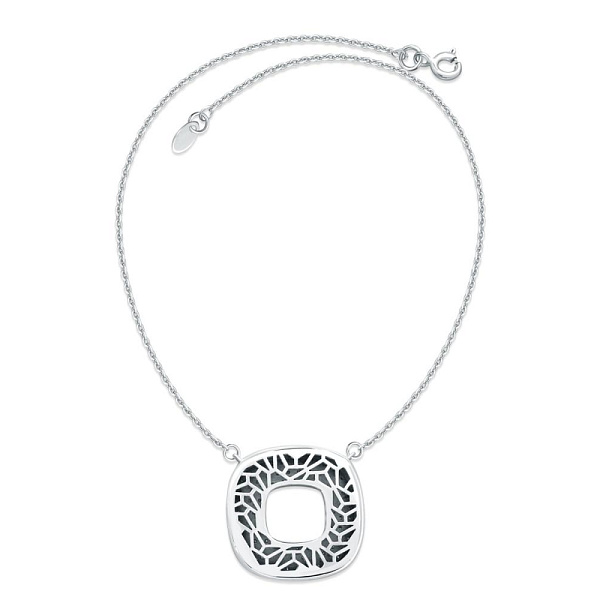 Колье из белого золота с 84 муассанитами