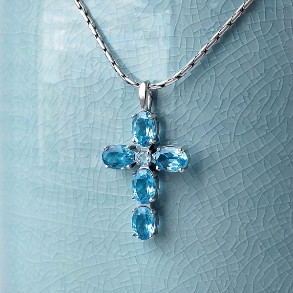Крест из белого золота с 6 топазами swiss