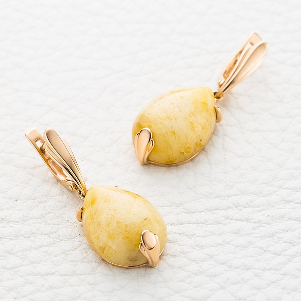 Серьги из красного золота с янтарём