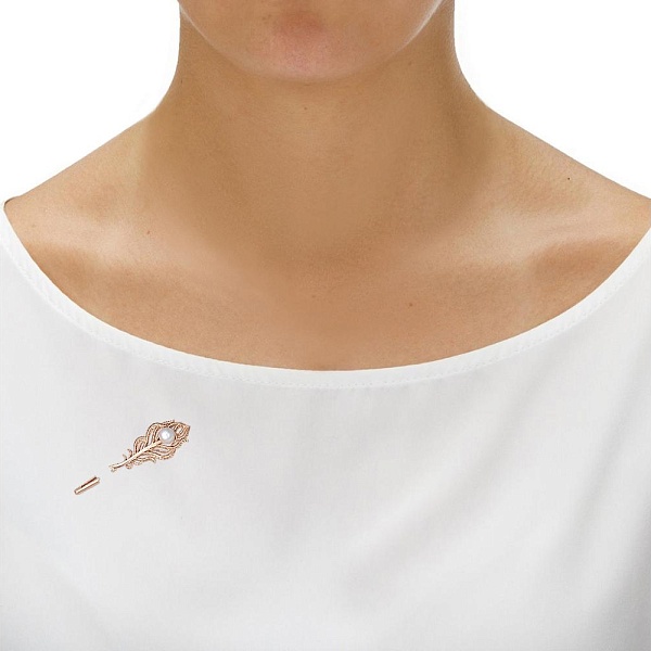 Брошь Перо из красного золота с жемчугом