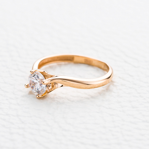 Кольцо из красного золота с кристаллом swarovski
