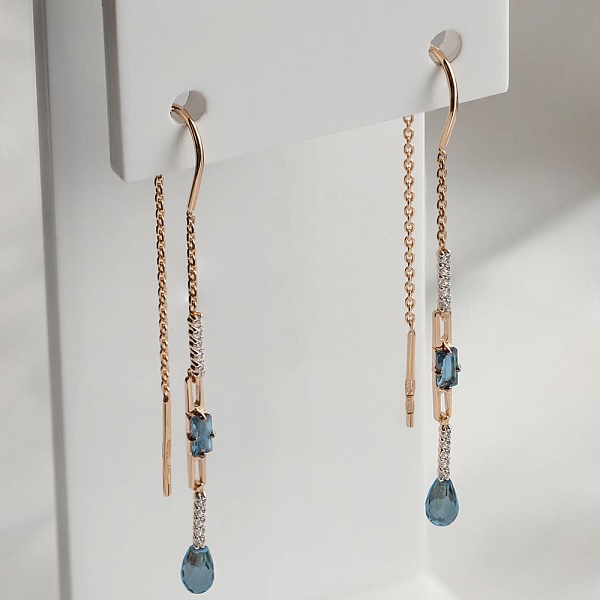 Серьги-продёвки из красного золота с 4 топазами лондон и 20 фианитами