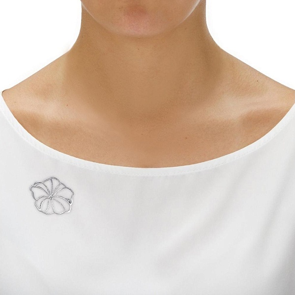 Брошь Цветок из белого золота с фианитом