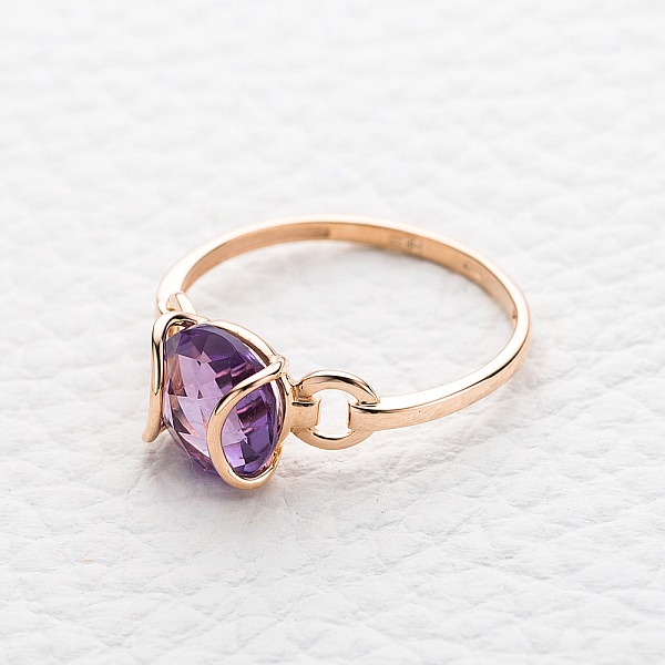 Кольцо из красного золота с аметистом