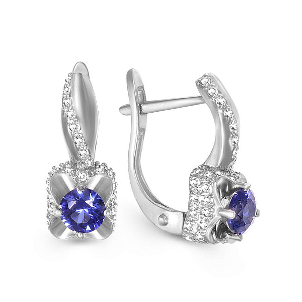 Серьги из белого золота с 2 корундами и 86 бриллиантами