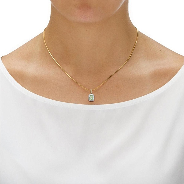 Подвеска из жёлтого золота с аметистом и 18 фианитами