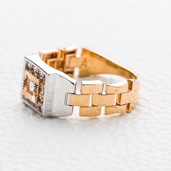 Печатка из красного золота с 13 фианитами