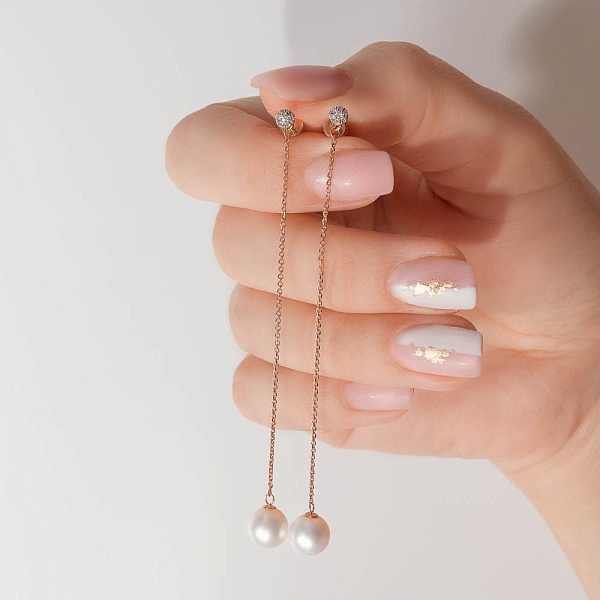 Серьги-пусеты из красного золота с 2 жемчужинами и 14 бриллиантами