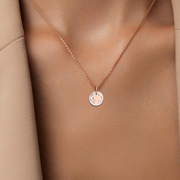 Подвеска Клевер из красного золота с перламутром