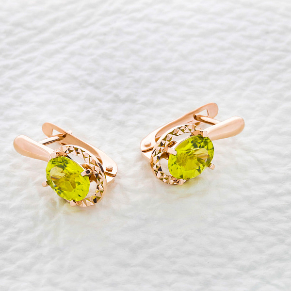 Серьги из красного золота с 2 хризолитами