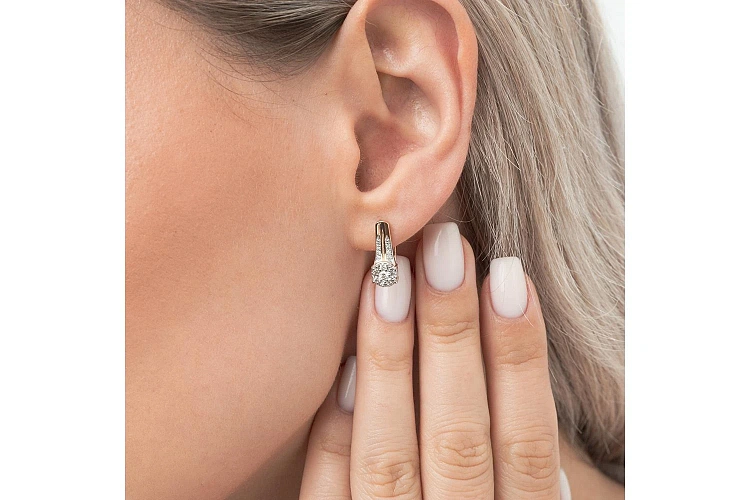 Серьги из красного золота с 26 фианитами