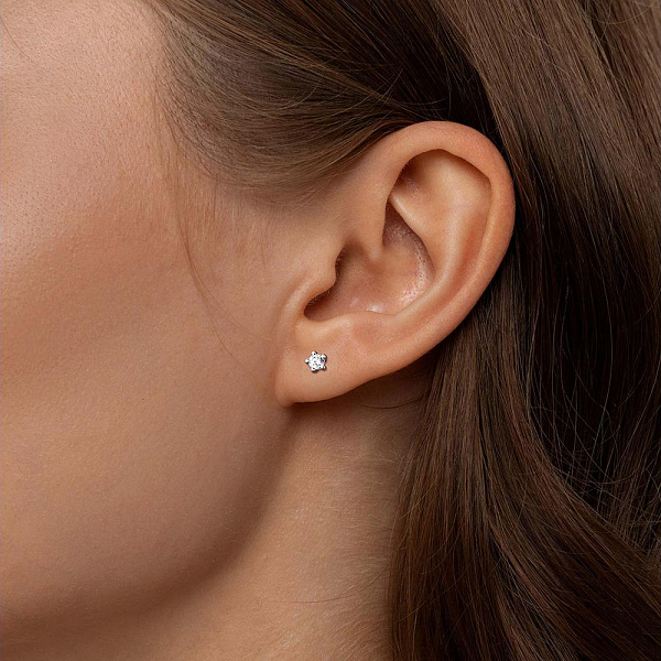 Серьги-пусеты из белого золота с 2 выращенными бриллиантами