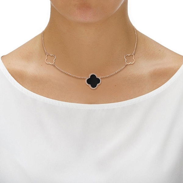 Колье Клевер из красного золота с ониксом
