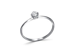Кольцо из белого золота с бриллиантом