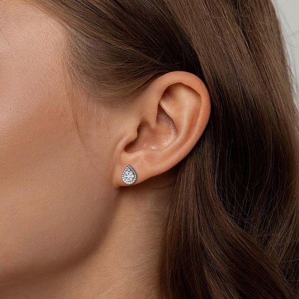 Серьги-пусеты из белого золота с 56 муассанитами