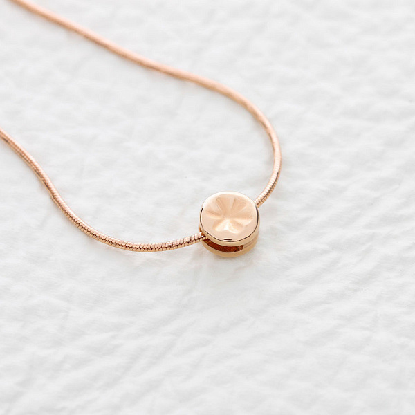 Колье Цветок из красного золота с бриллиантом