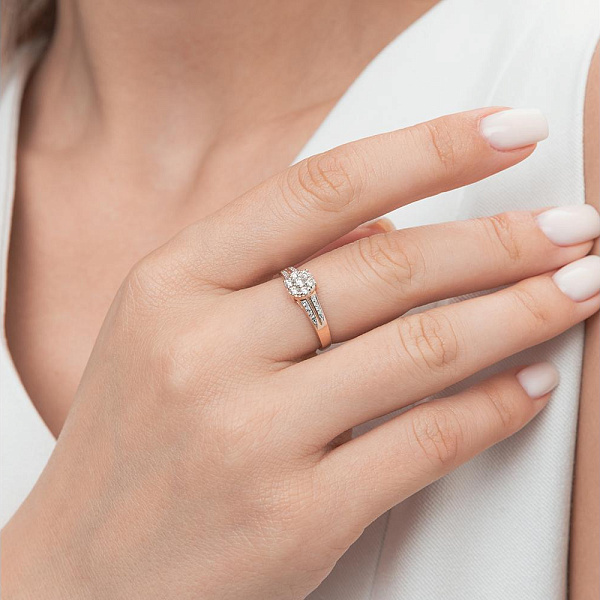 Кольцо Малинка из красного золота с 23 бриллиантами