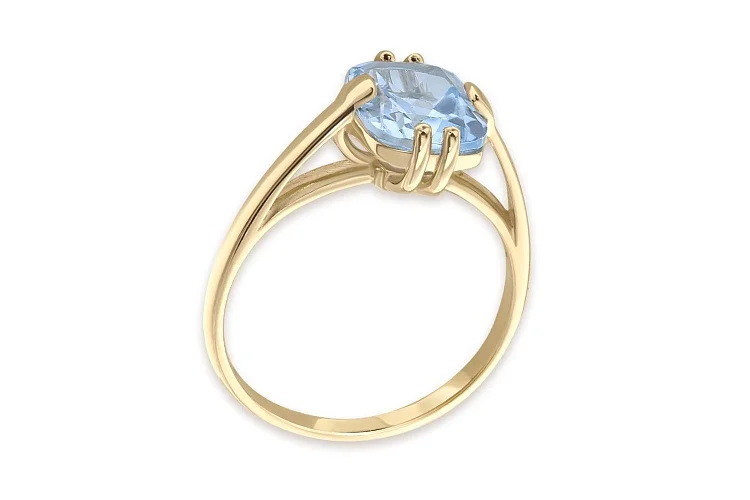 Кольцо из жёлтого золота с топазом sky