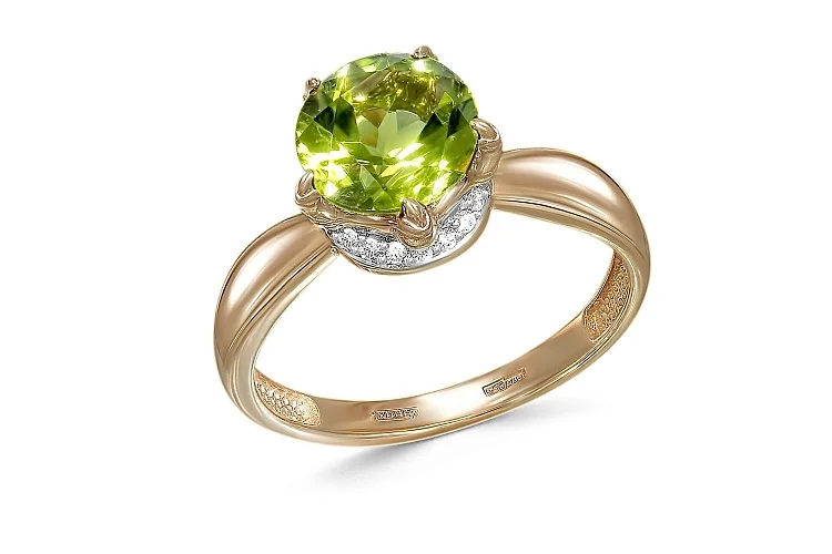 Кольцо из жёлтого золота с хризолитом и 18 фианитами