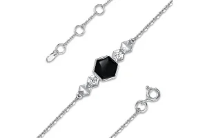 Браслет с шестиугольником из белого золота с 2 фианитами