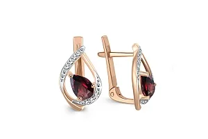 Серьги из красного золота с 2 гранатами и 14 фианитами