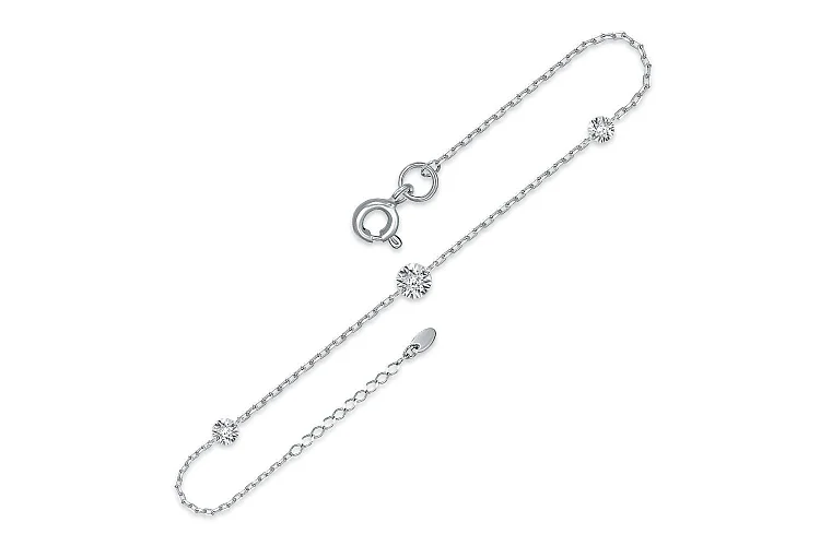 Браслет из белого золота с 3 бриллиантами