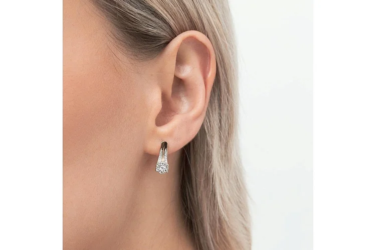 Серьги из красного золота с 26 фианитами