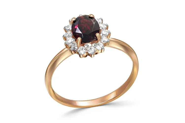 Кольцо из красного золота с гранатом и 14 фианитами