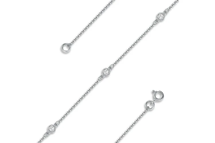 Браслет из белого золота с 3 бриллиантами