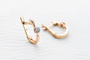 Серьги из красного золота с 14 бриллиантами