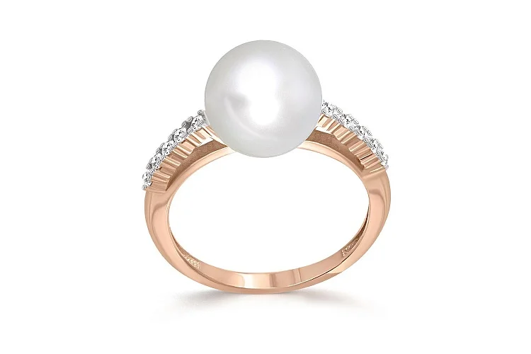 Кольцо из красного золота с жемчугом и 10 фианитами