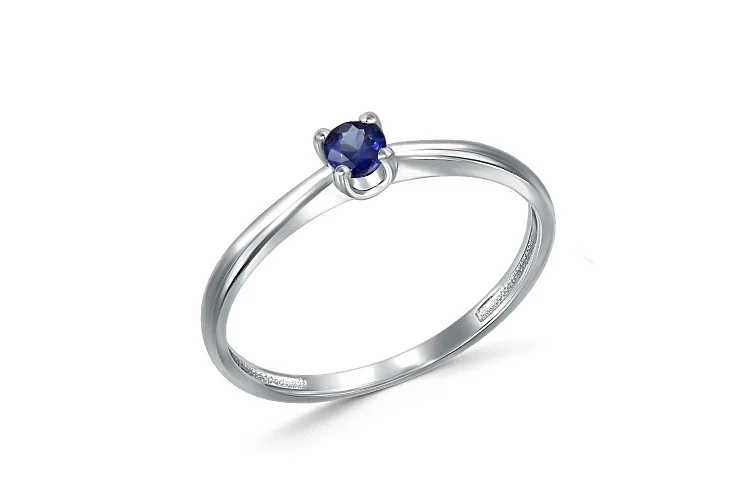 Кольцо из белого золота с сапфиром