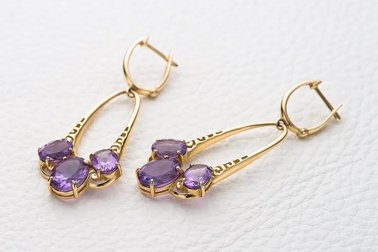 Серьги из жёлтого золота с 6 аметистами