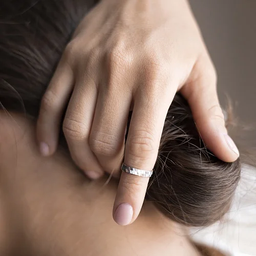 Обручальное кольцо из красного золота без вставок