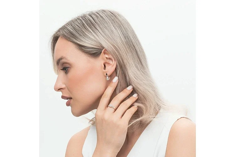 Кольцо Малинка из красного золота с 23 бриллиантами