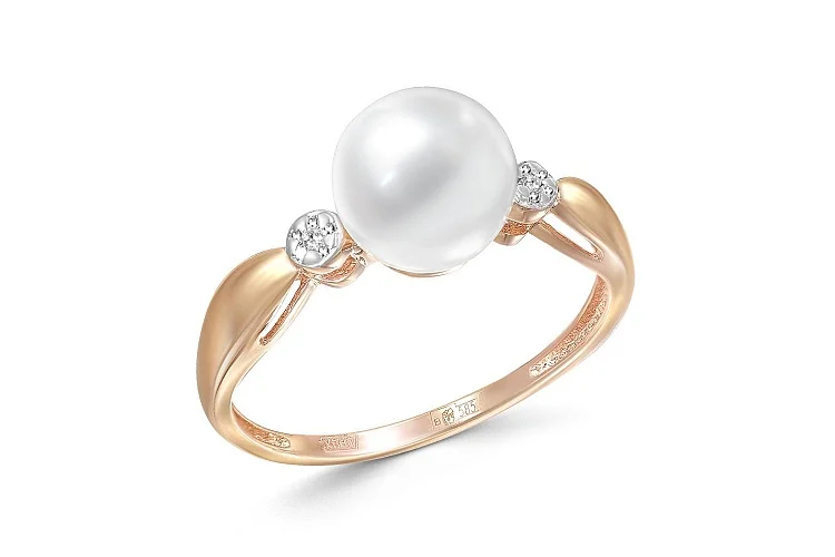 Кольцо из красного золота с жемчугом и 12 бриллиантами