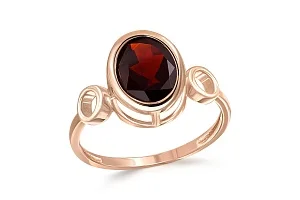 Кольцо из красного золота с гранатом