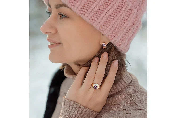 Серьги из красного золота с 2 аметистами и 8 фианитами