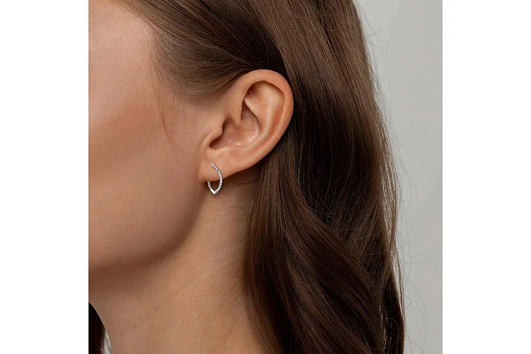 Серьги Дорожки из белого золота с 28 бриллиантами