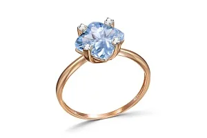 Кольцо из красного золота с топазом sky и 4 фианитами