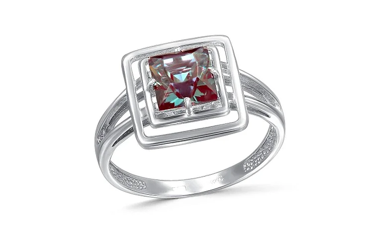 Кольцо из белого золота с александритом